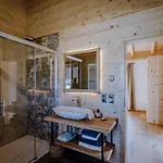 Am Duschl-hof - Mit Eigenem Whirlpool - Ebenerdig - Pur Chalet